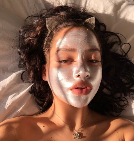 Nahá fotka uniklých OnlyFans od Lilypad