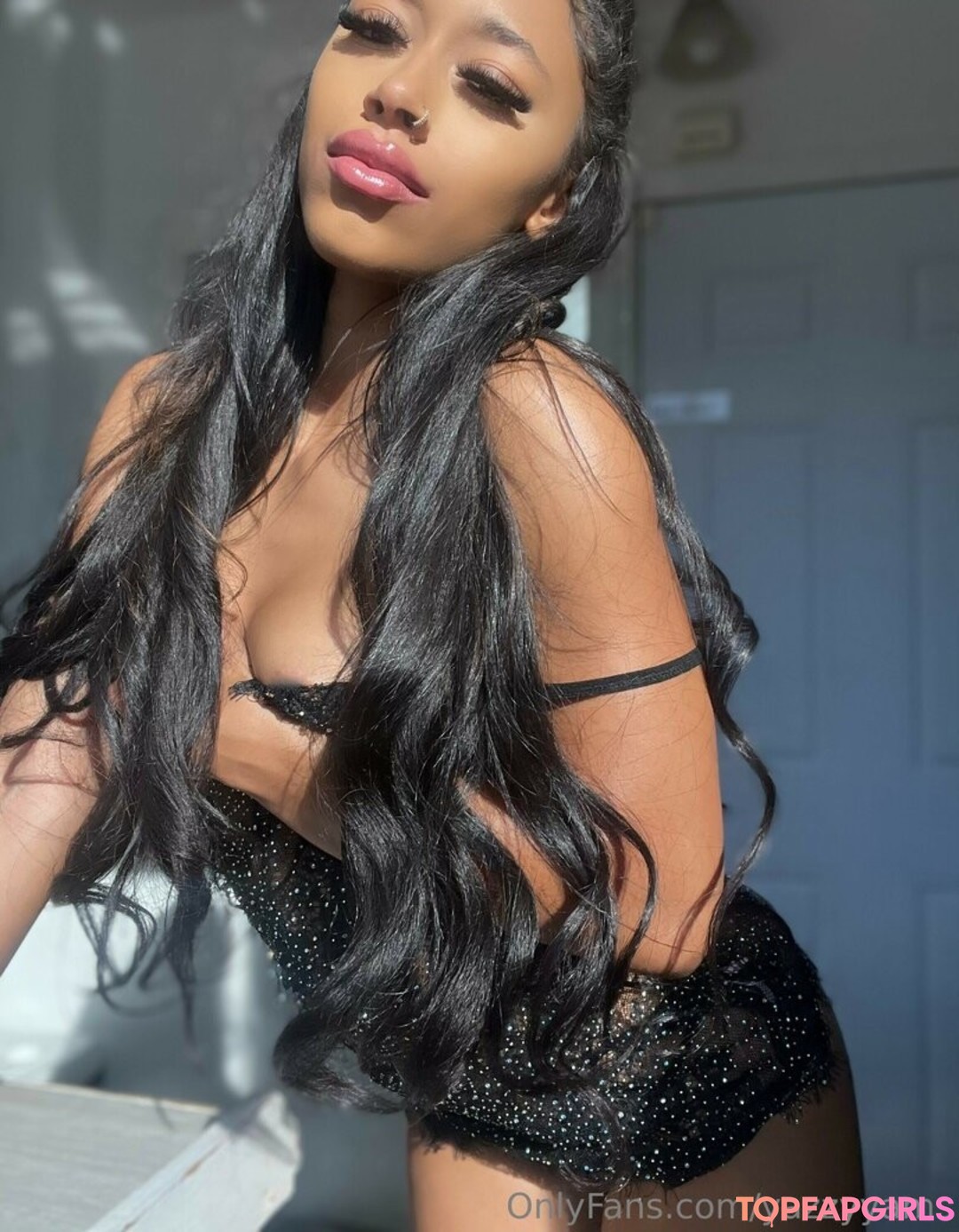 Nahá fotka uniklých OnlyFans od Yazzyyams #1007
