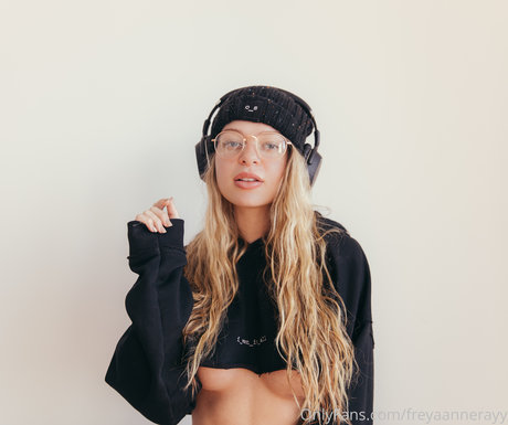 Rachel Anne Rayy
