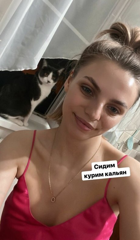 Nahá fotka uniklých OnlyFans od Busya18plus