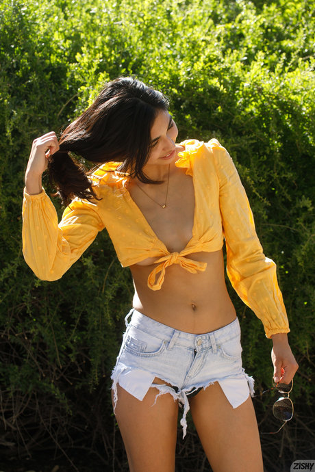 Reina Rae