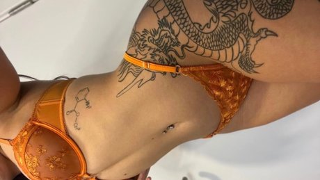 Naken lekkede OnlyFans-bilde av Kimwittt