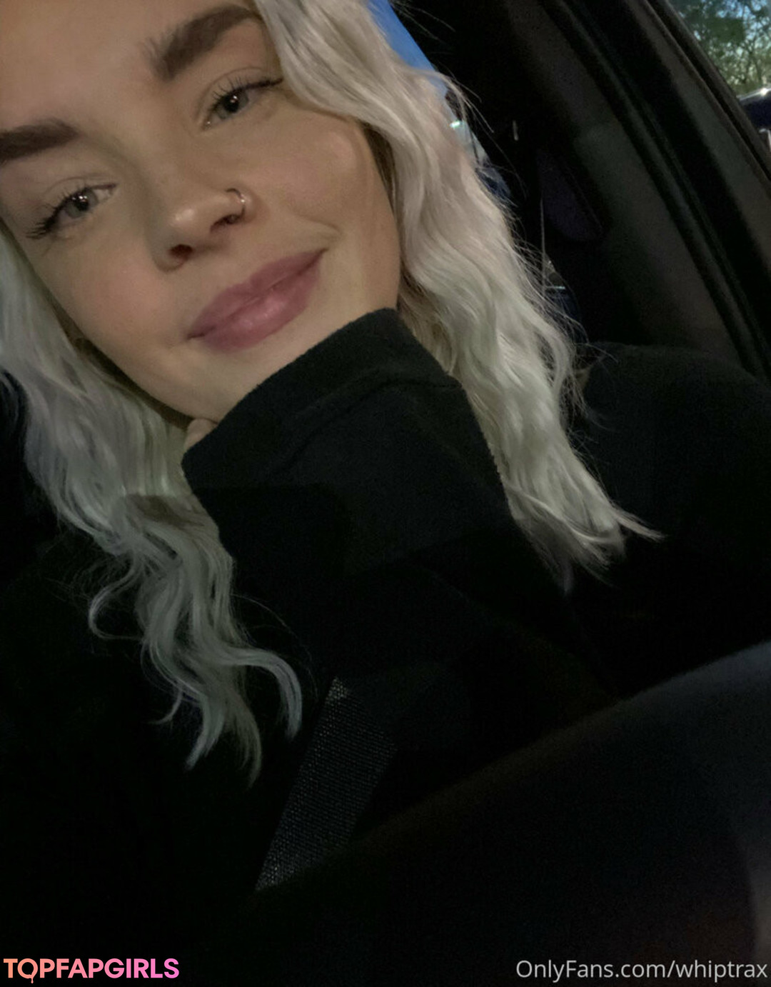 Nahá fotka uniklých OnlyFans od Whiptrax #1078