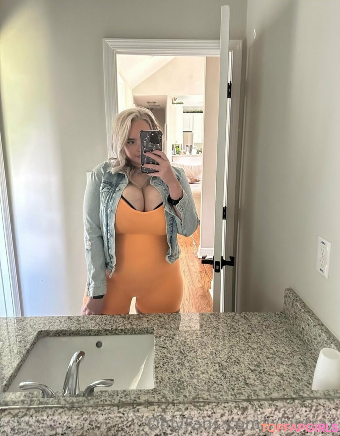 Naken lekkede OnlyFans-bilde av Whiptrax #1512