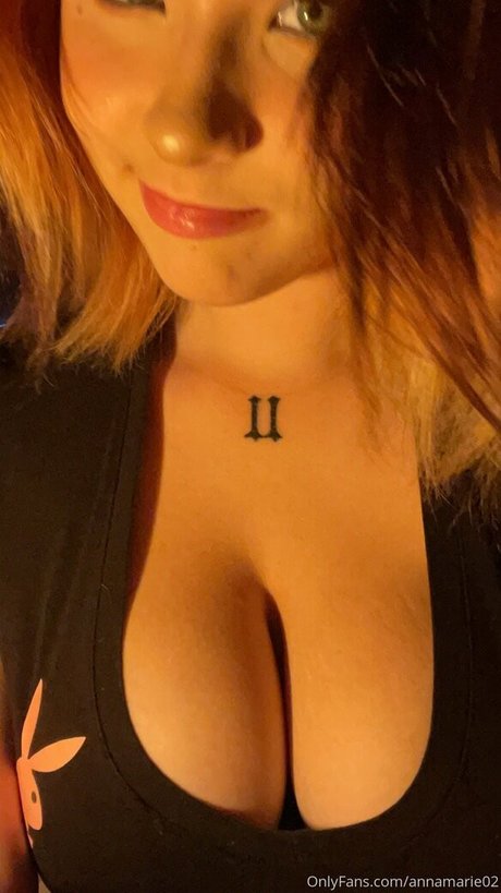 Naken lekkede OnlyFans-bilde av Crystallhub