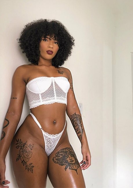 Nacktes geleaktes OnlyFans-Foto von Packmedusa