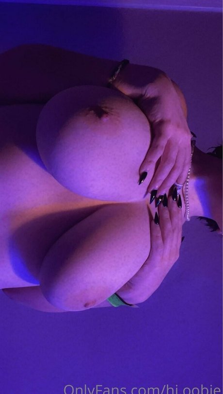 Nagie wyciekłe zdjęcie OnlyFans od Oobie