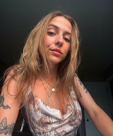 Photo nue de fuite OnlyFans de Asmr Rebecca