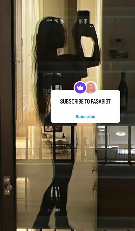 Naken lekkede OnlyFans-bilde av Pasabist