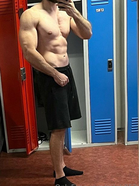 Foto desnuda filtrada de OnlyFans de Ralph852