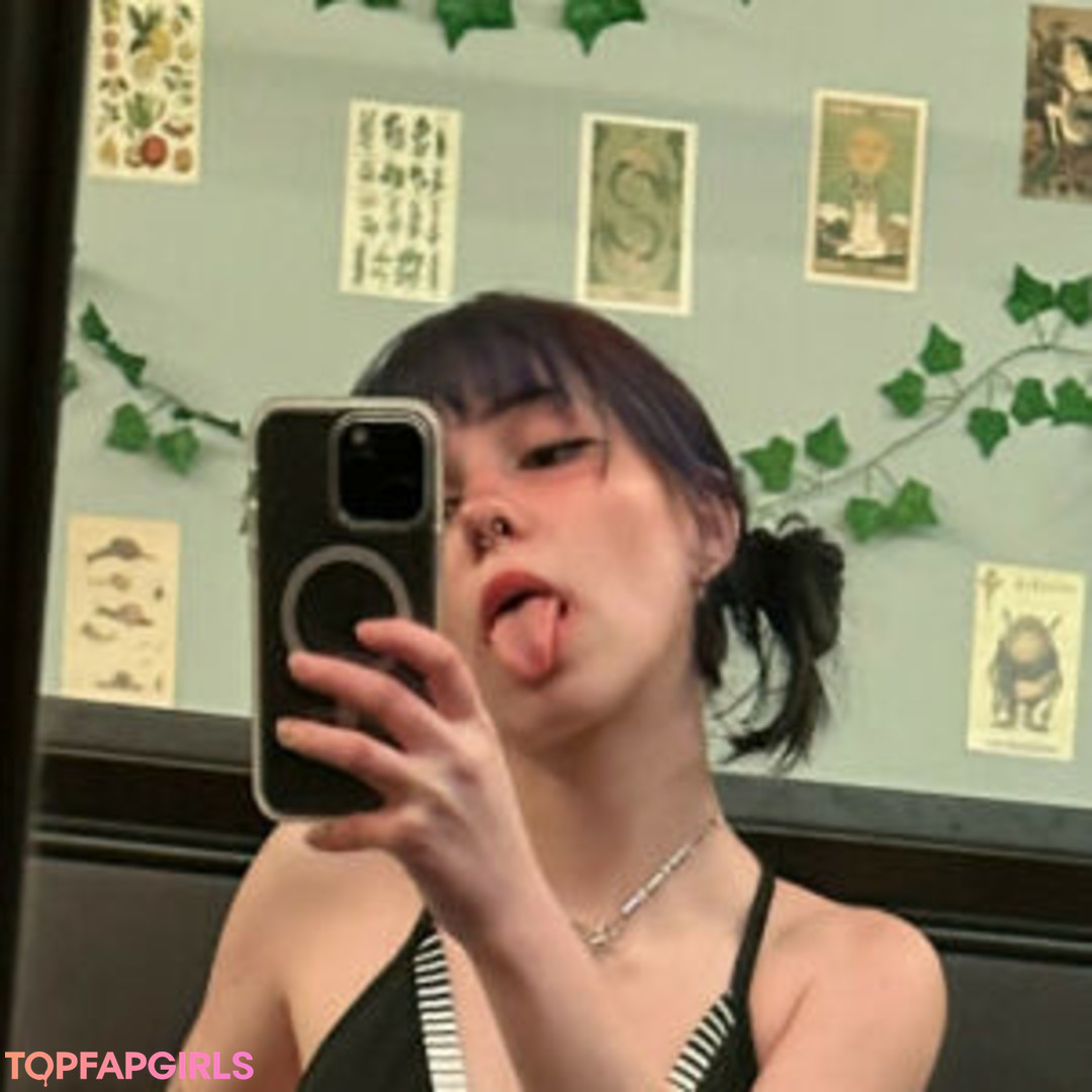 Slimysaladfingers OnlyFansリークヌード写真 #3