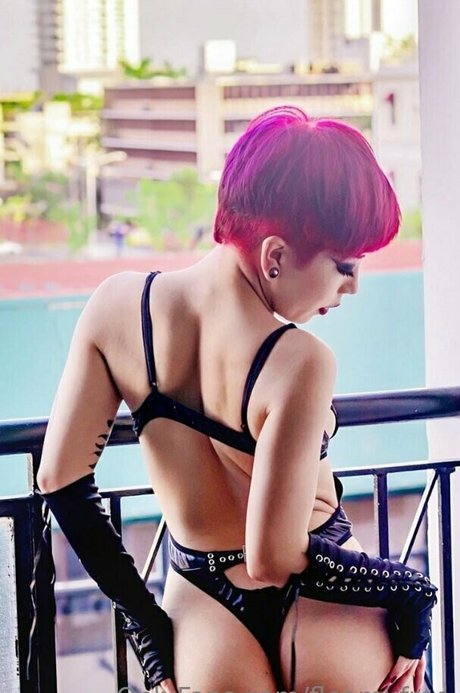 Fleamxfree OnlyFans