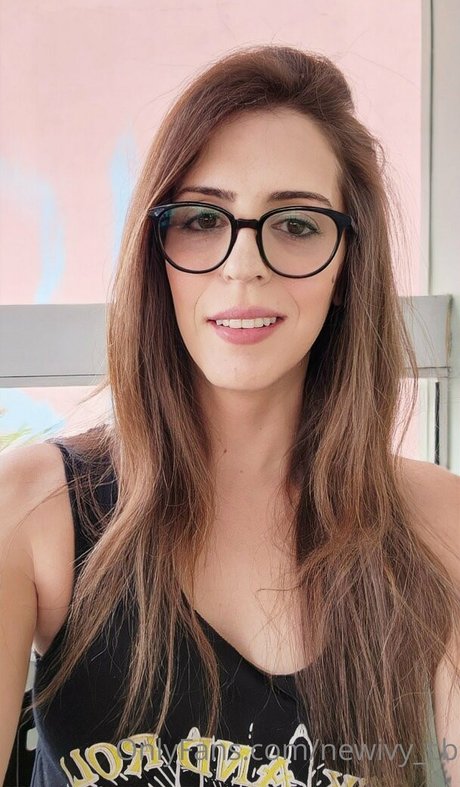 Newivy_cb