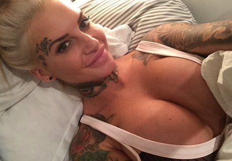 Nahá fotka uniklých OnlyFans od Jemlucy