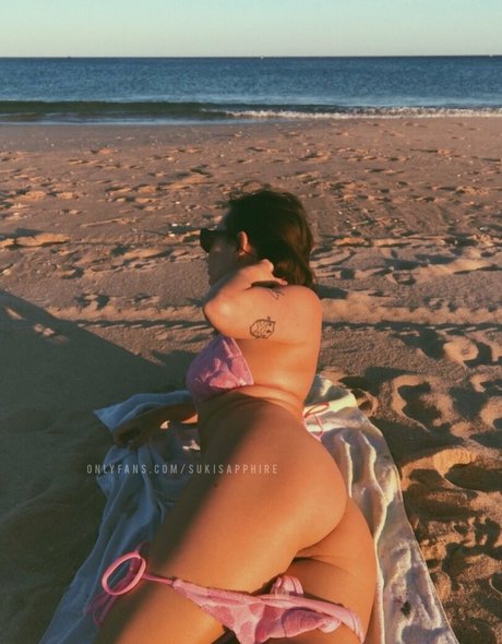 Naakte gelekte OnlyFans-foto van Sukisapphirefree