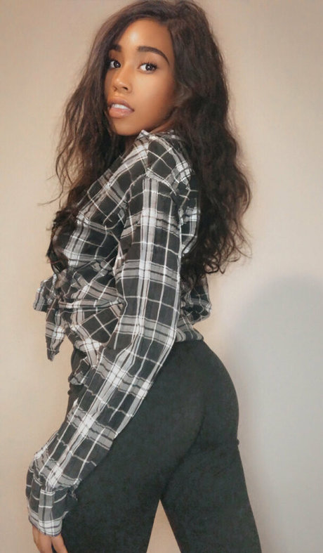 Aprilraeee