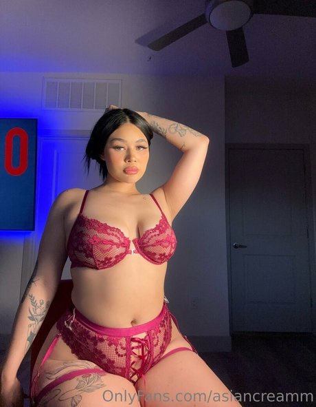 Foto desnuda filtrada de OnlyFans de Asiancreamm