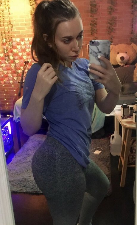 Foto di nudo di fuga di OnlyFans di Ayytrae