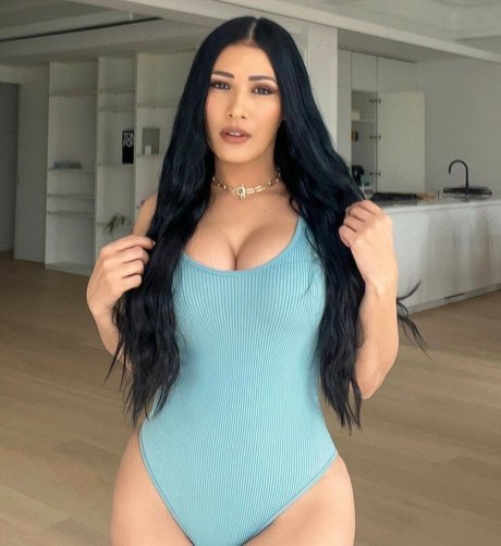Nahá fotka uniklých OnlyFans od Simaria