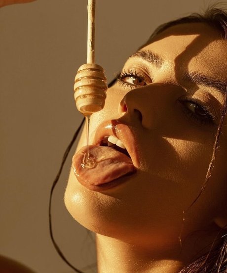 Nahá fotka uniklých OnlyFans od Margo Dumas