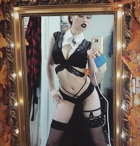 Nahá fotka uniklých OnlyFans od Claracosmiafree