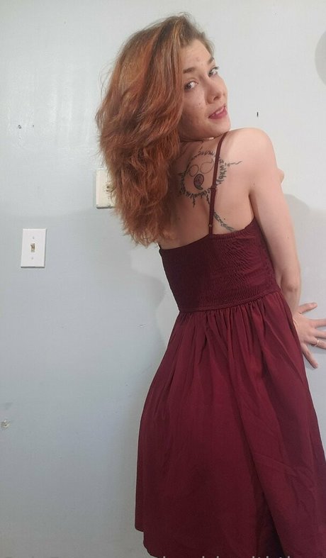 Обнаженная фотография утечки OnlyFans от Thegirlewiththecursemark