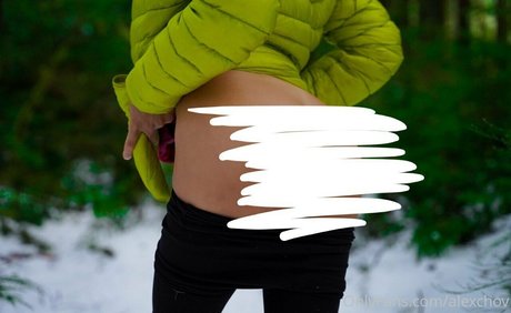 Foto di nudo di fuga di OnlyFans di Alexchov