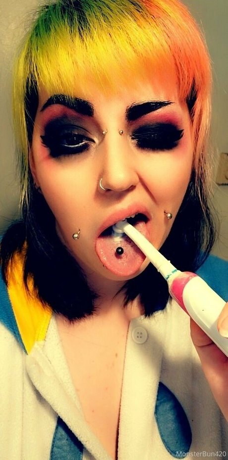 Photo nue de fuite OnlyFans de Monsterbun42