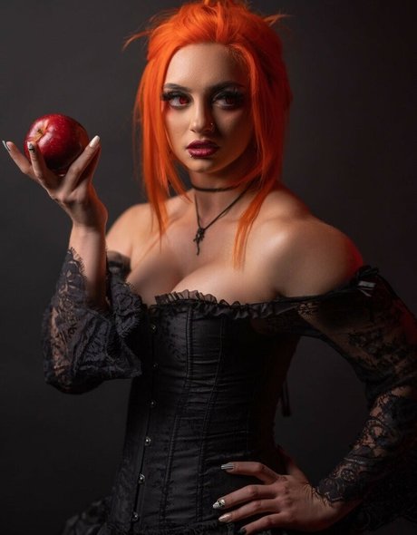 GiGi Dolan