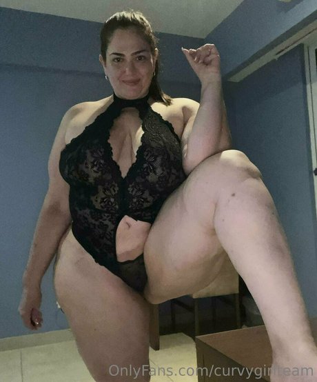 Curvygirlteam