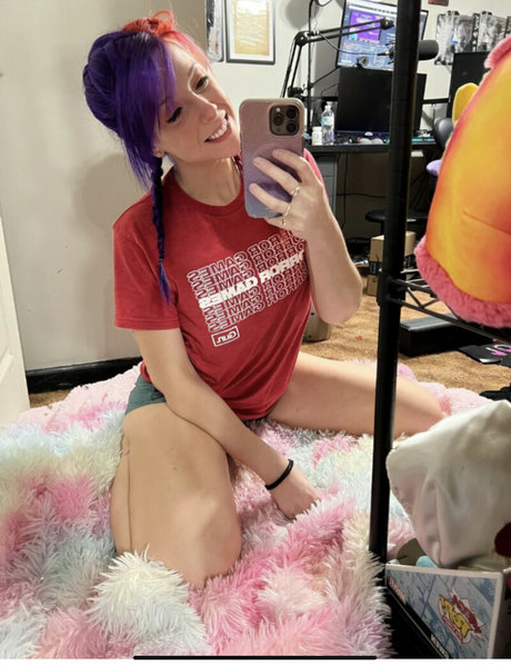 Foto di nudo di fuga di OnlyFans di Kintinue