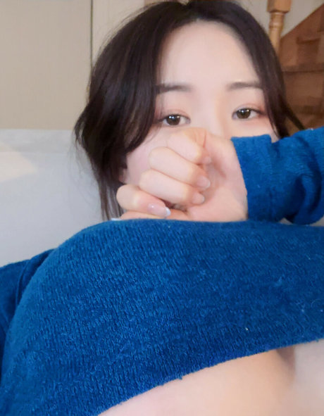 Nahá fotka uniklých OnlyFans od Asuna