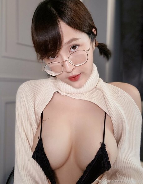 Naken lekkede OnlyFans-bilde av Deerlong