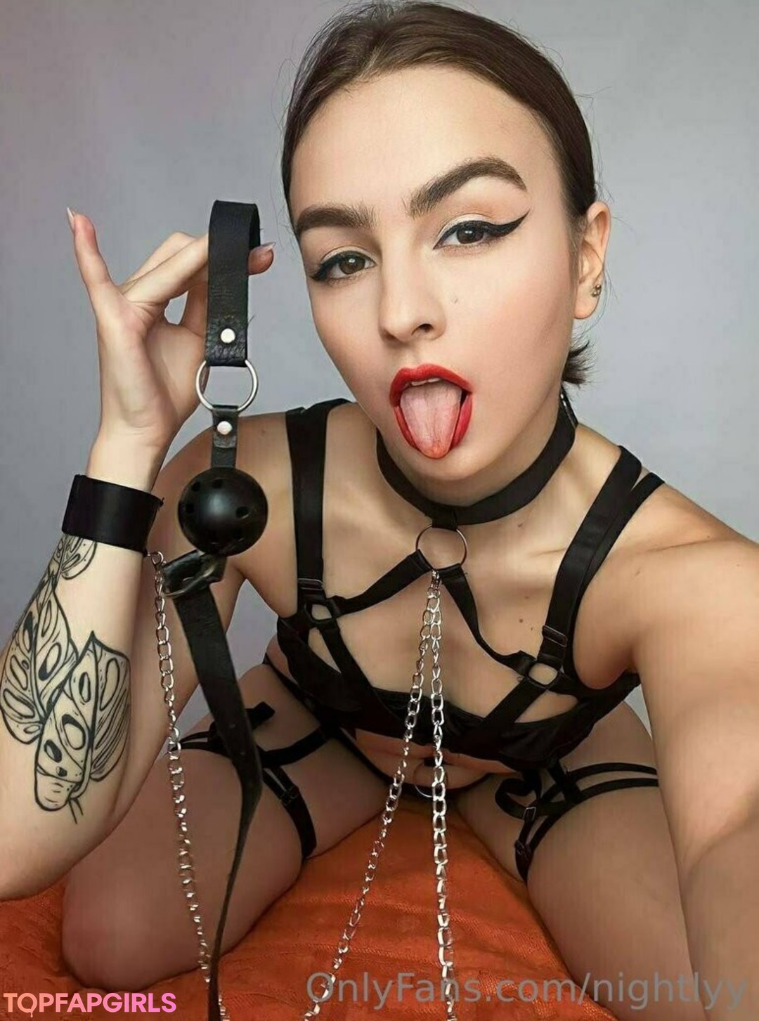 Nahá fotka uniklých OnlyFans od Nightlyy #1029