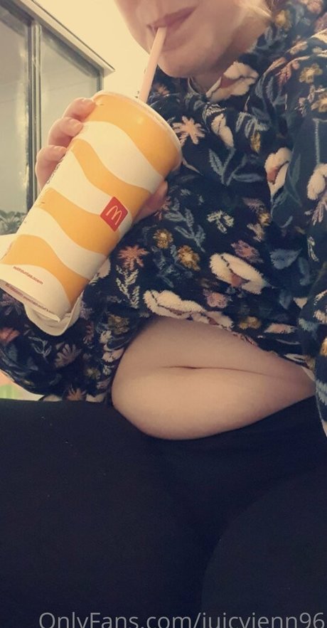 Juicyjenn96