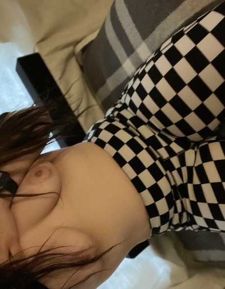 Victorialunaarose