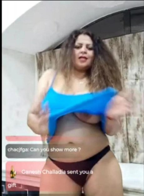 Naken läckt OnlyFans-bild av Sapna Sappu