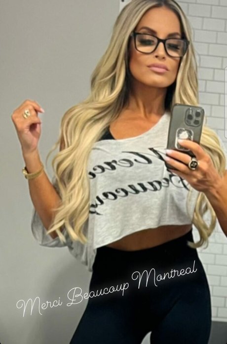 Trish Stratus