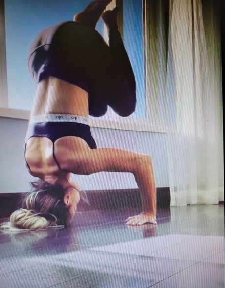 Trish Stratus