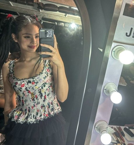 Jennie OnlyFans泄露裸照