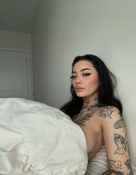 Nahá fotka uniklých OnlyFans od Locallystupid