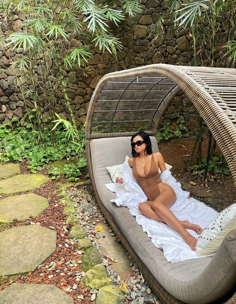 Nacktes geleaktes OnlyFans-Foto von Alyssa Silos