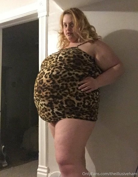 Обнаженная фотография утечки OnlyFans от Theillusiveham
