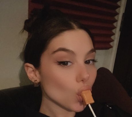 Kira Kosarin