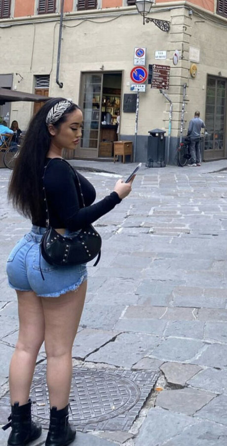 Nahá fotka uniklých OnlyFans od Axela Chen