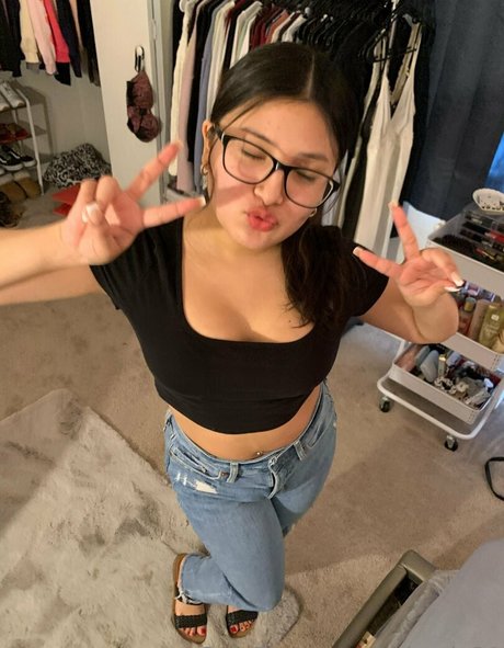 Babyaly21