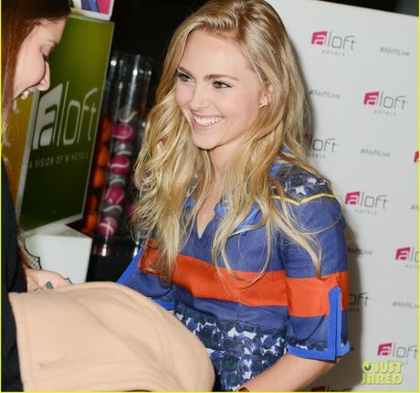 Annasophia Robb
