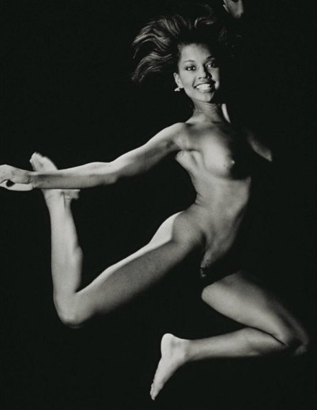 Vanessa L Williams