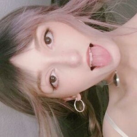 Naken lekkede OnlyFans-bilde av Docilemoth