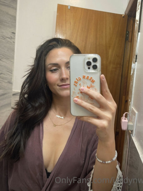 Jordyn Woodruff OnlyFans泄露裸照